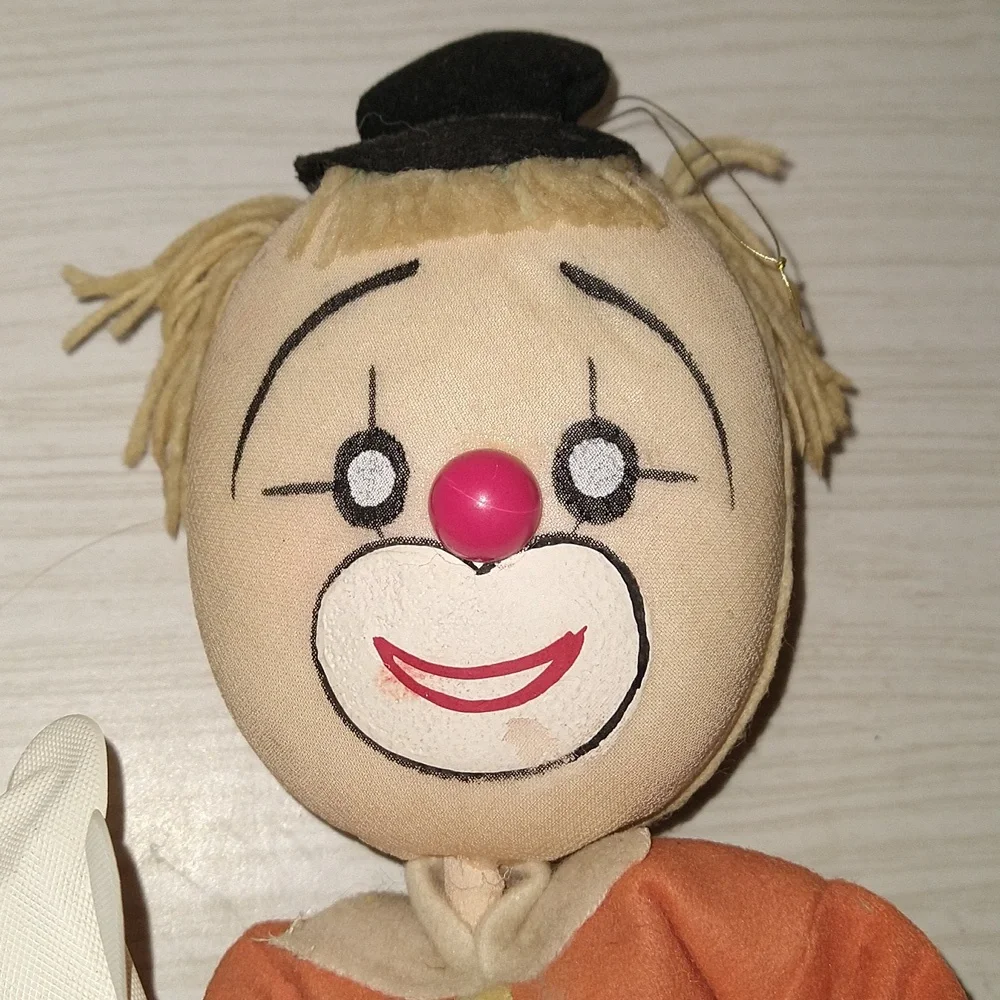 Vintage 1965 Holiday Fair Hobo Clown #D2/22D - Picture 3 of 6